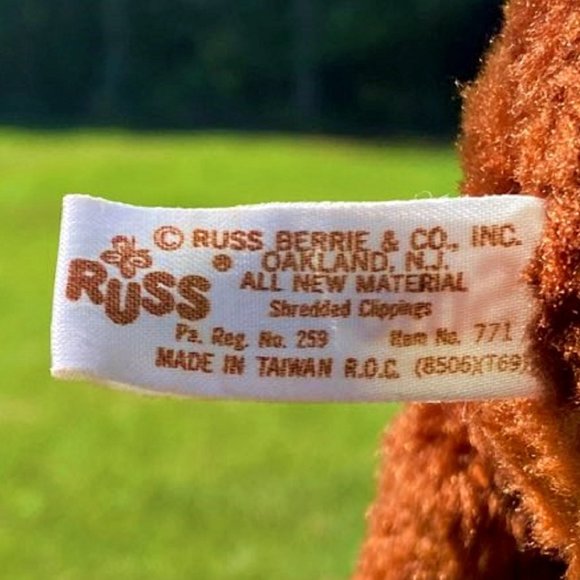 Vintage Russ Berrie Monkey SMOOCHER Valentine Stuffed Animal Plush 7"Hanging Toy - Picture 9 of 10